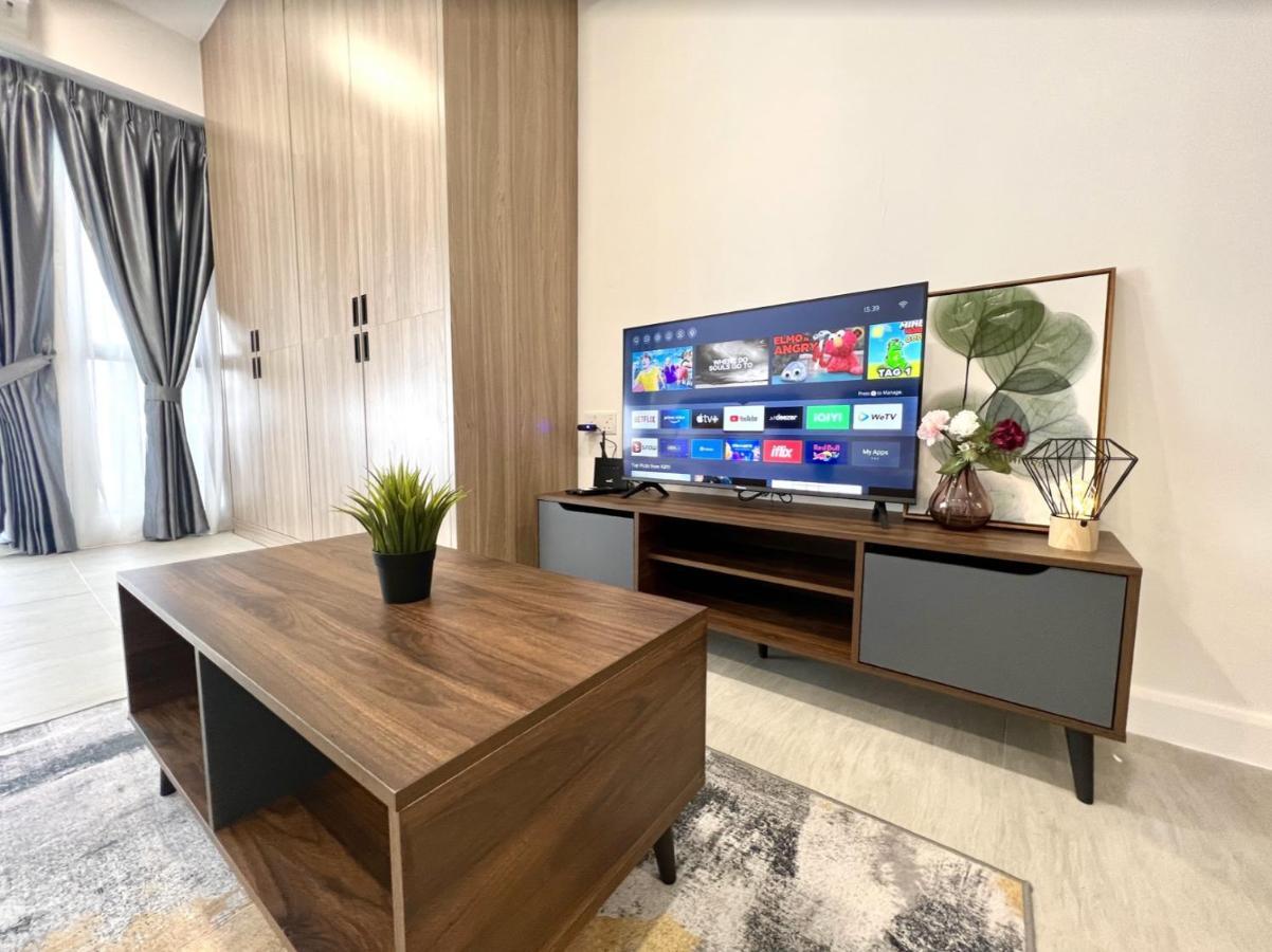 Free Parking # 2 Bed Family Bellsuite - Sepang Klia Kota Warisan Exterior foto